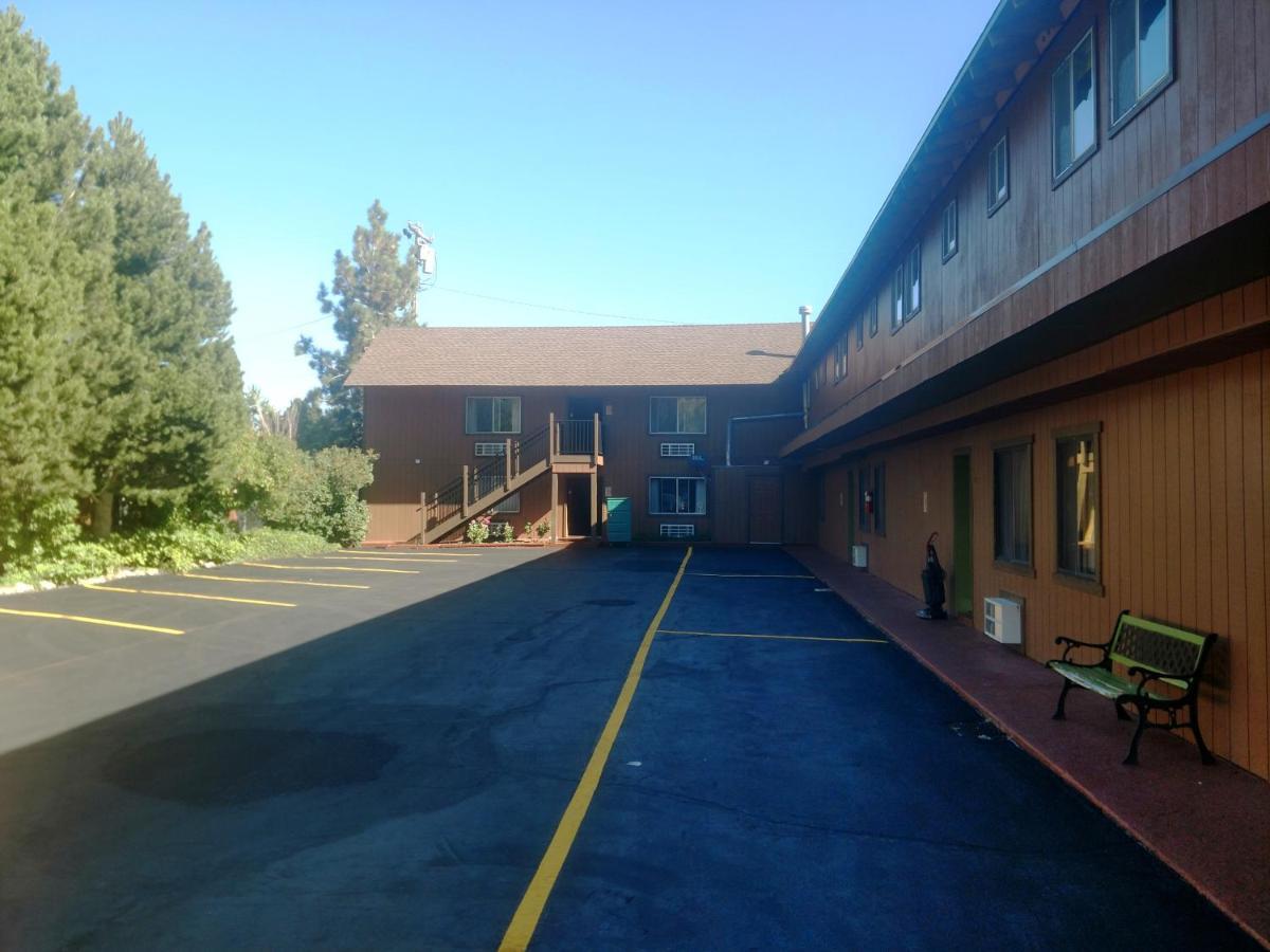 Murphey'S Motel Llc Lee Vining Exterior photo